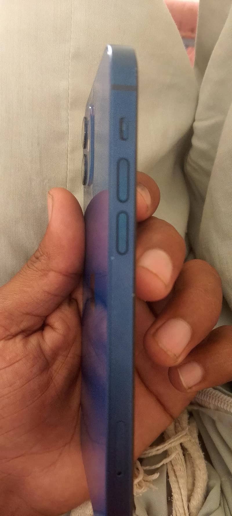Apple iPhone 12 3