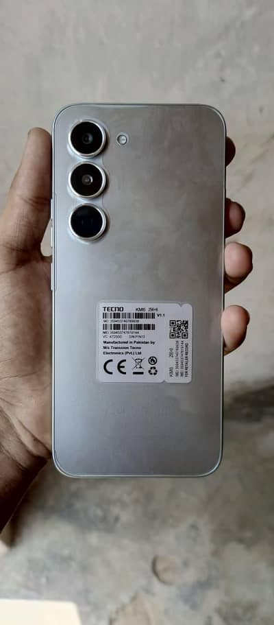 Tecno spark 40 pro 8/256
