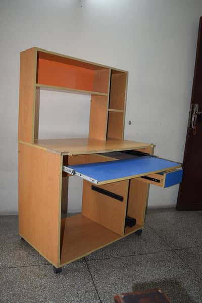 Kids Reading/ Computer Table