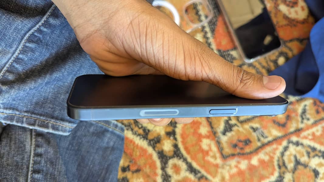 Apple iPhone 14 4
