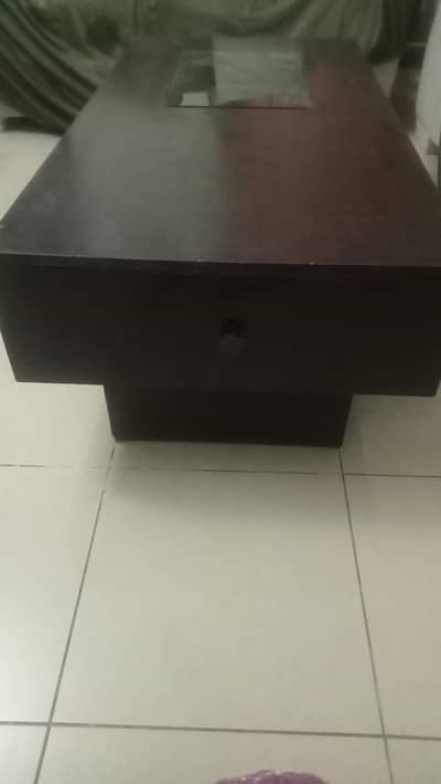 Eooden Centre table