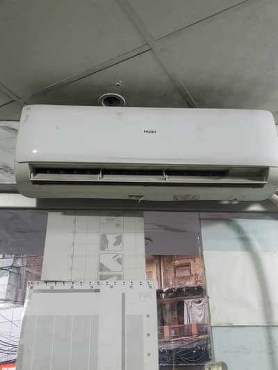 Haier Ac indoor with outdoor clean quality