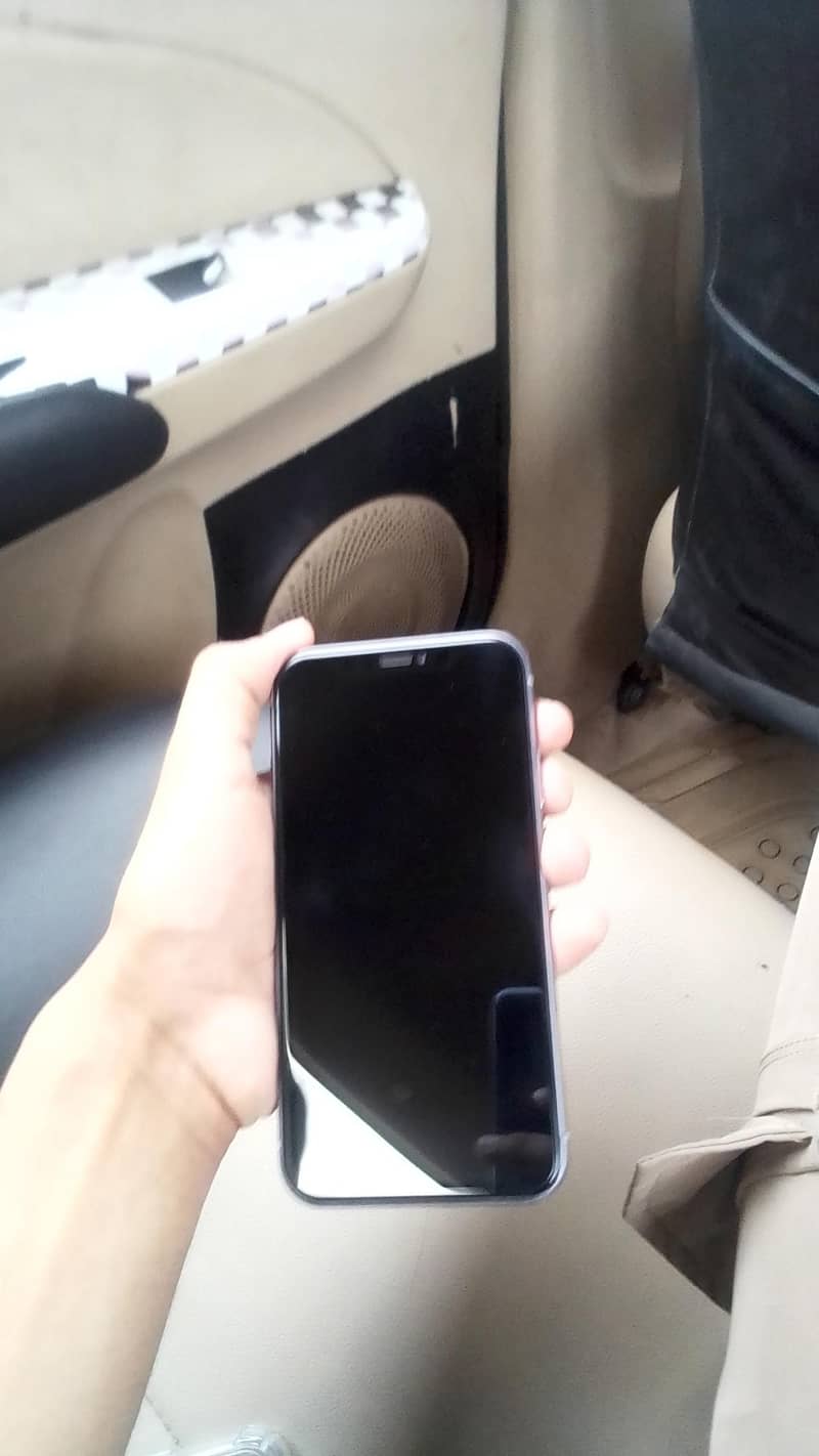 Apple iPhone 11 1