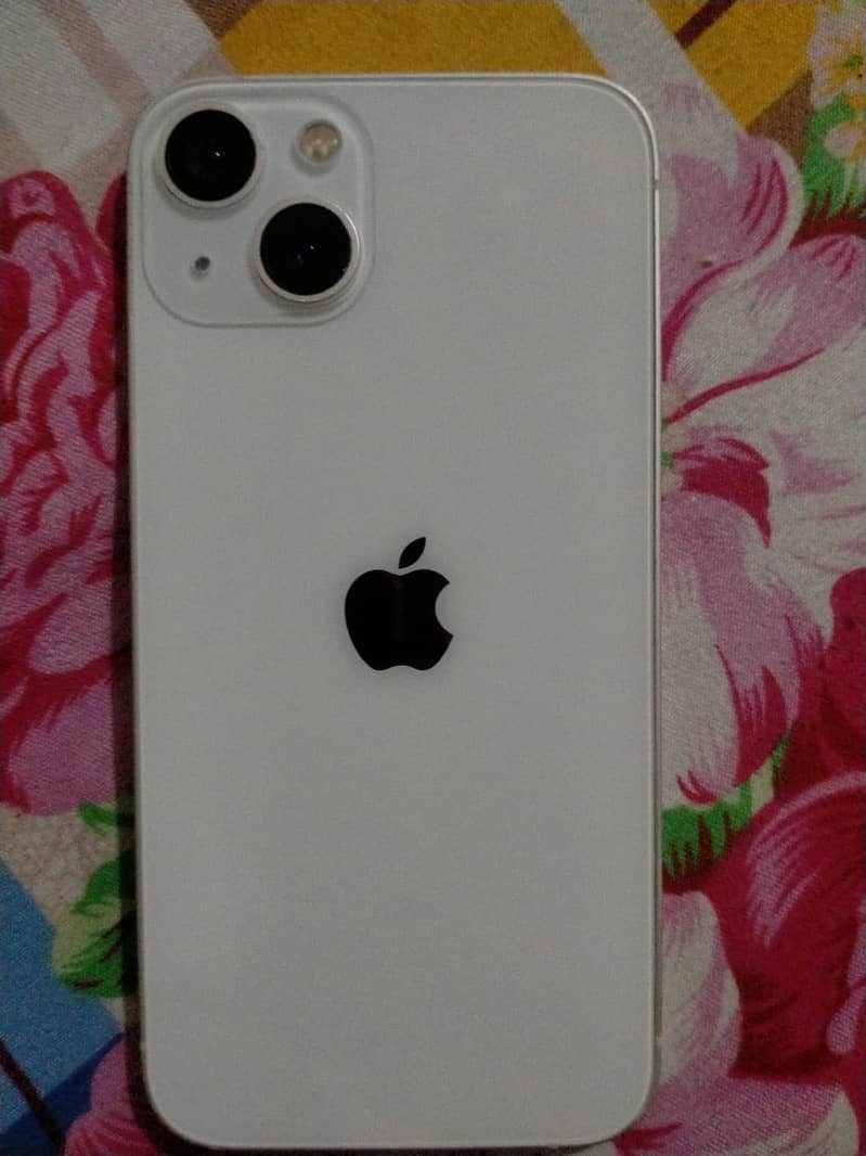 Apple iPhone 13 7