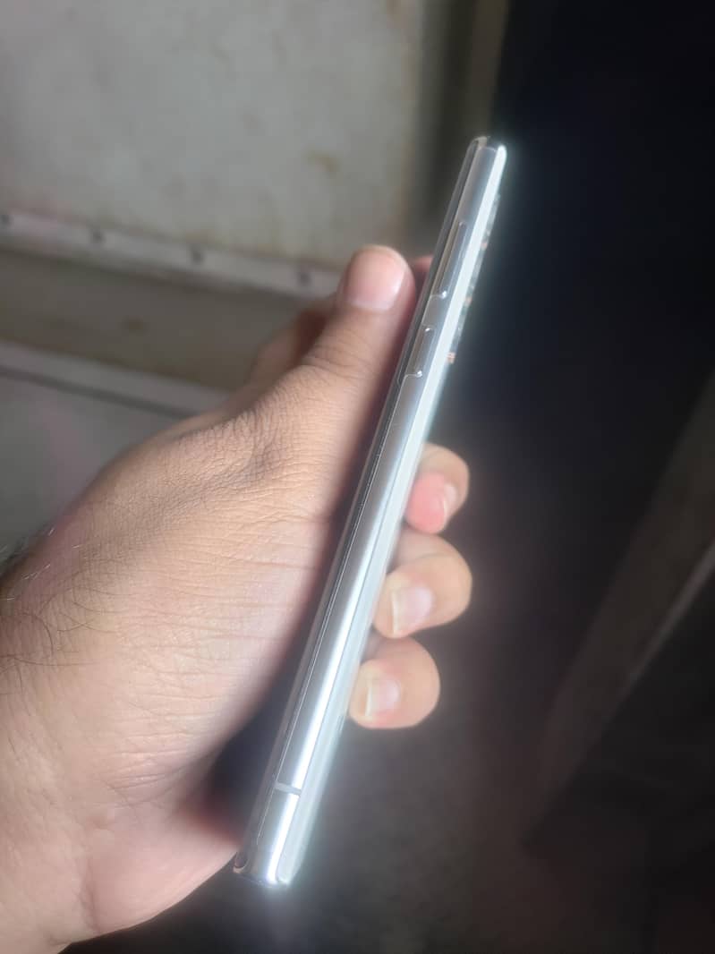 Samsung  S22 Ultra 2