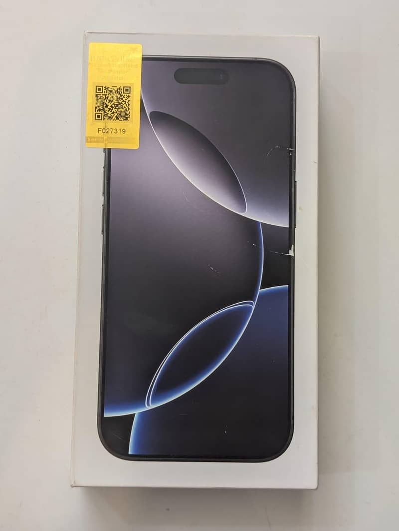 Apple iPhone 16 Pro 0