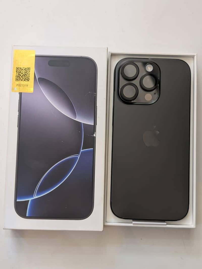 Apple iPhone 16 Pro 1