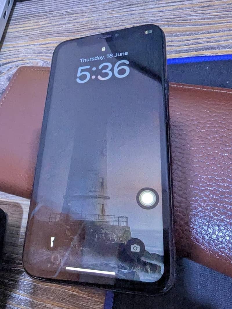 Apple iPhone X 0