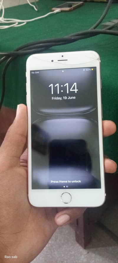 Apple iPhone 6S Plus