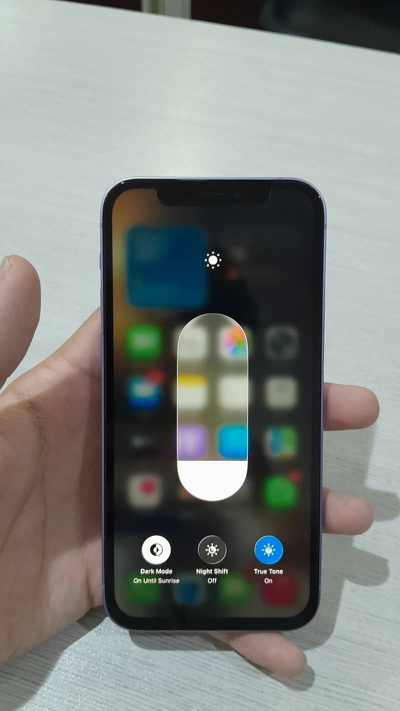 Apple iPhone 12 2