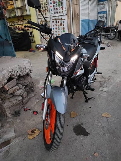 Honda CB150F - Grey Colour