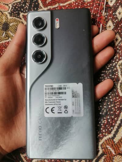 TACNO Camon 40