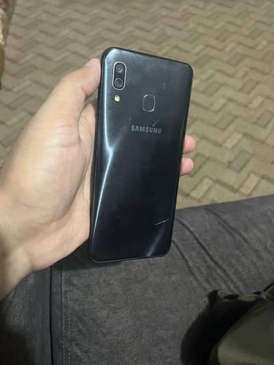 Samsung Mobile A30