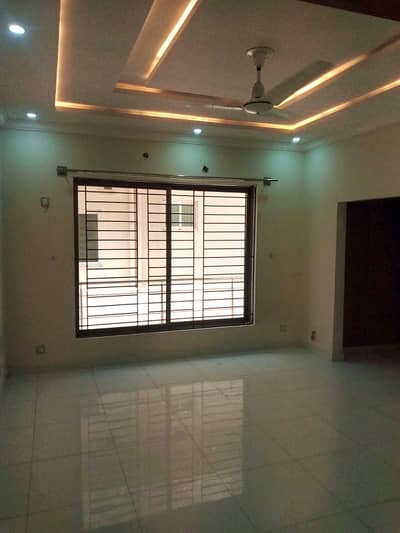 40x80 14 Marla House for Rent G-13