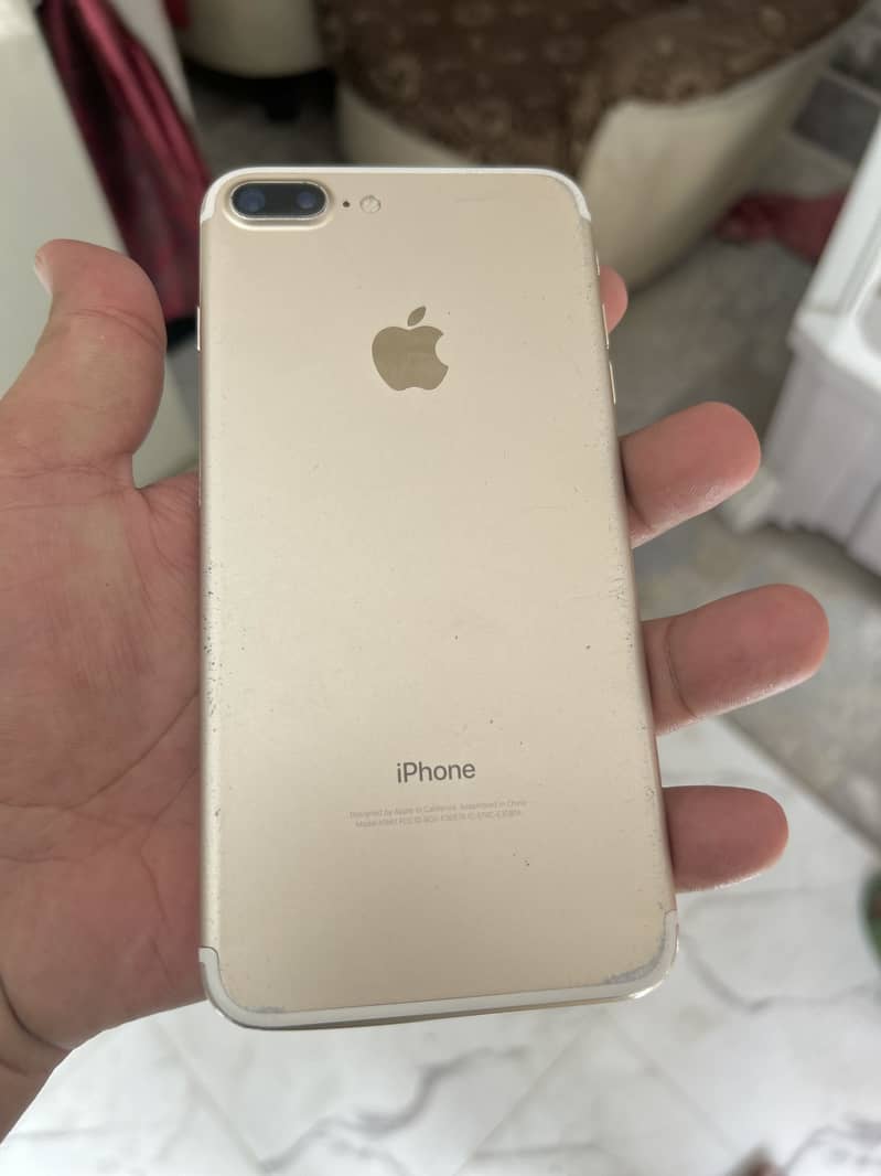 Apple iPhone 7 Plus 1