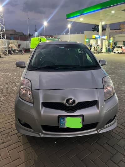 Toyota Vitz 2005