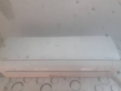 Haier 1.5 dc inverter 18Hn1