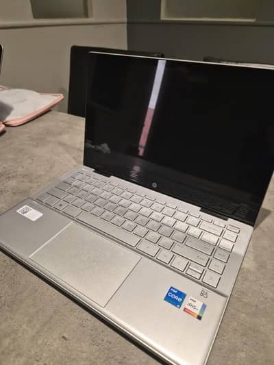 HP Pavilion x360 (10/10 condition)