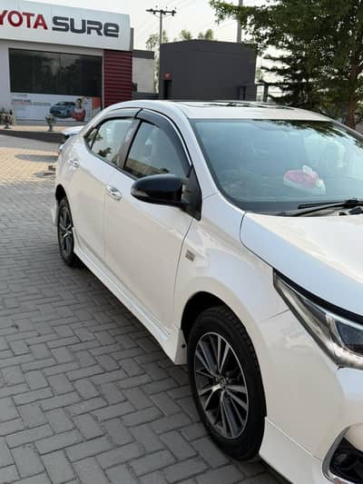 Toyota Corolla Altis 1.6 X CVT-i Special Edition 2022