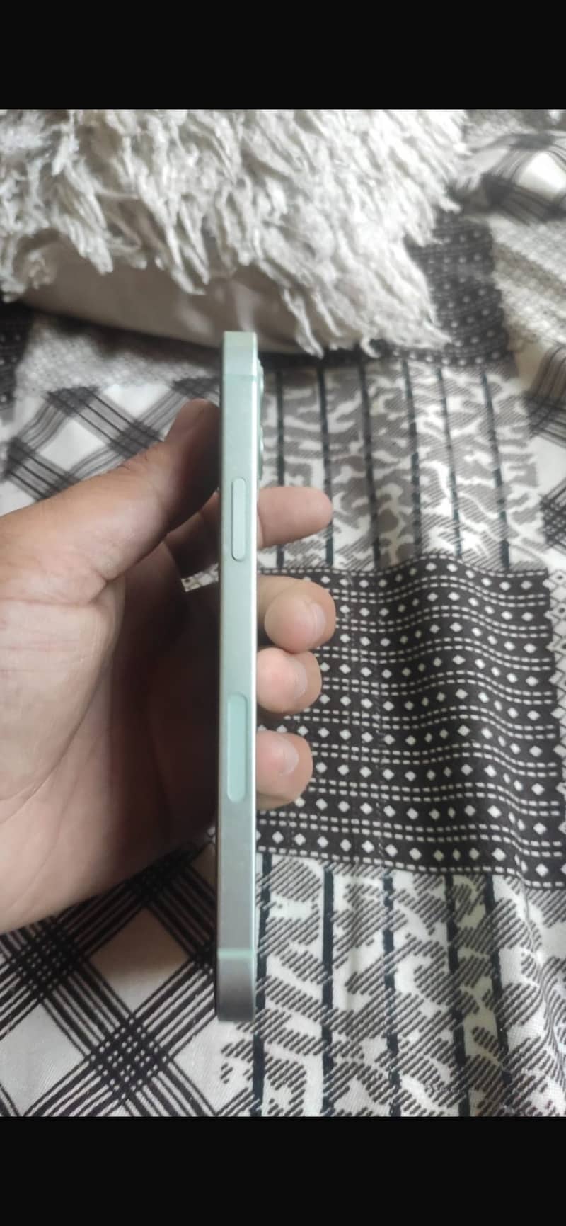 Apple iPhone 12 4