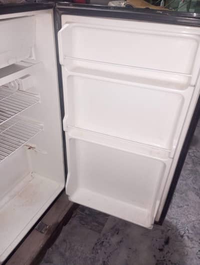 Haier mini refrigerator for office/room