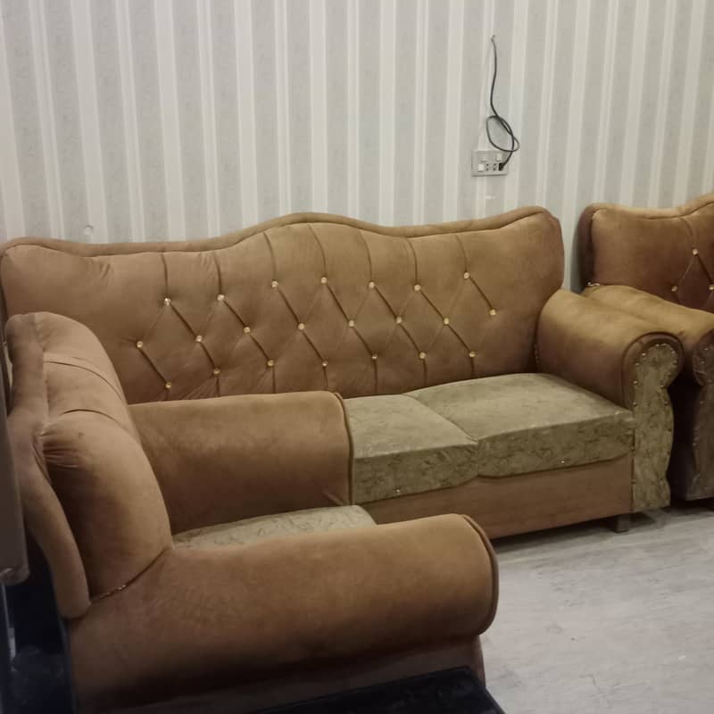 Sofa set 0
