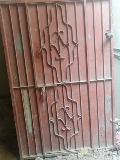Heavy duty house gate