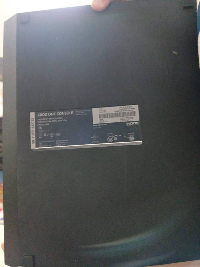 XBOX ONE 4