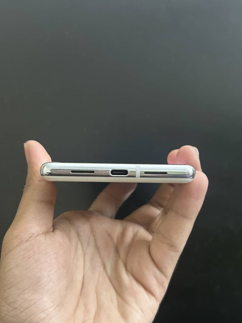 Google Pixel 6 Pro 7