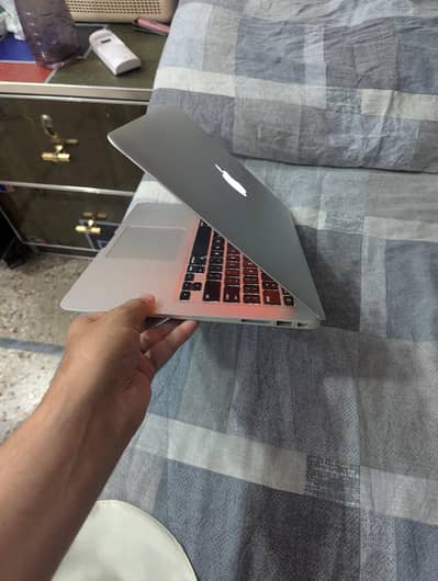 Mackboor air 128gb water pack 03278871271