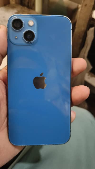 Apple iPhone 13