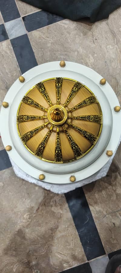 selling fan
