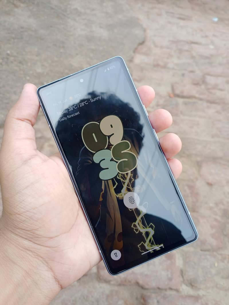 Google Pixel 7a 5
