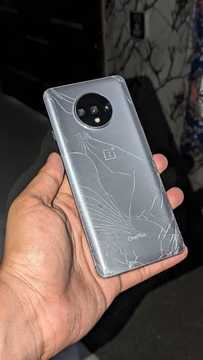 One Plus 7T 8+3/256
