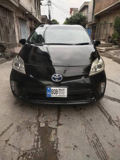 Toyota Prius S LED Limited 2012/15 almost genuine