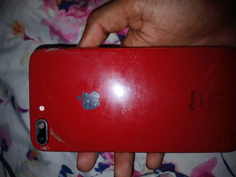 Apple iPhone 8 Plus 1