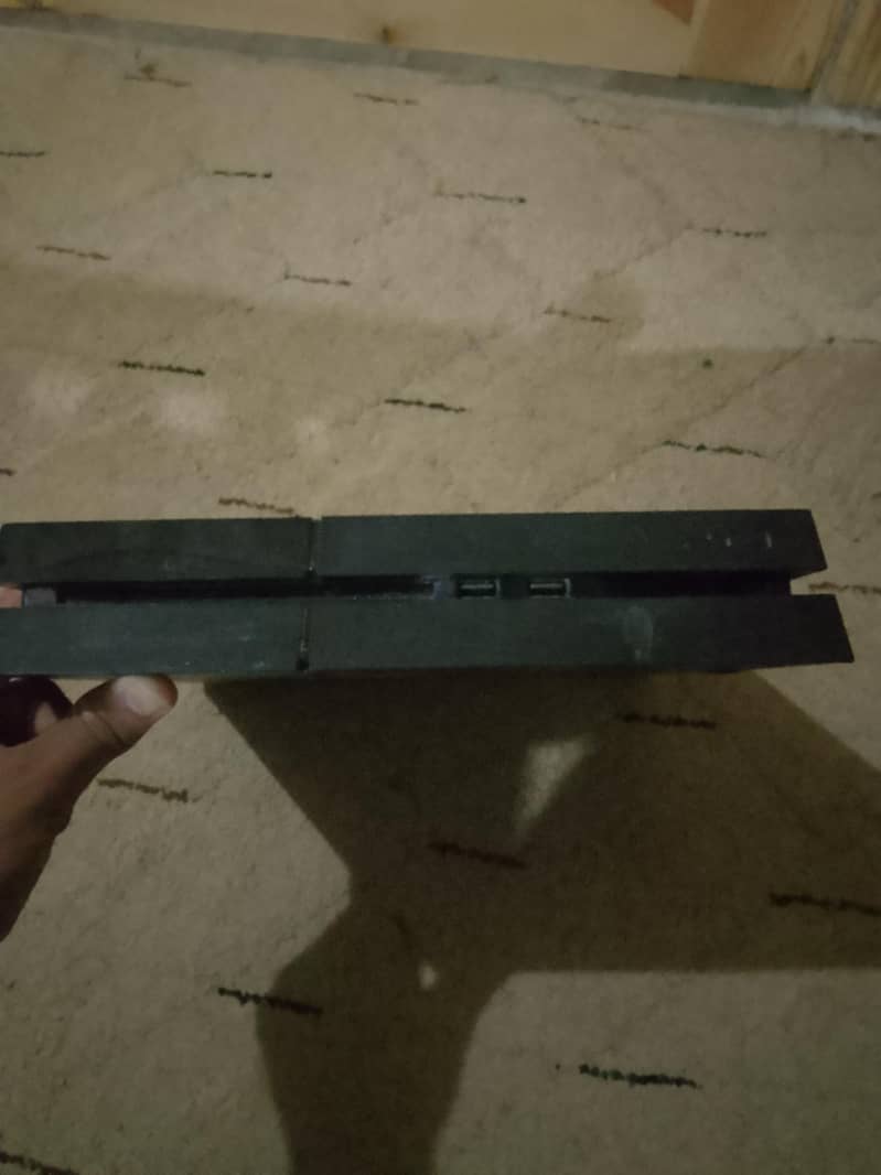 Play station console flat 1