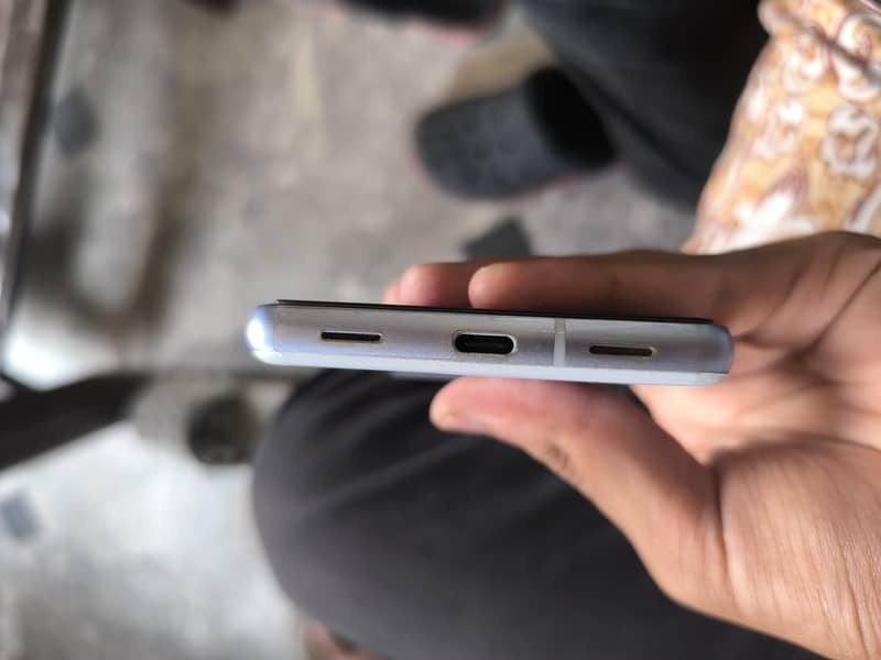 Google Pixel 7a 3