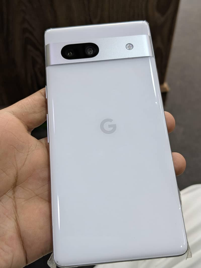 Google Pixel 7a 3