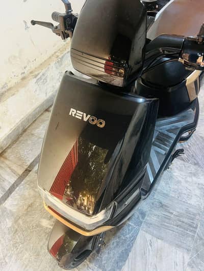 scoory Revoo A 12