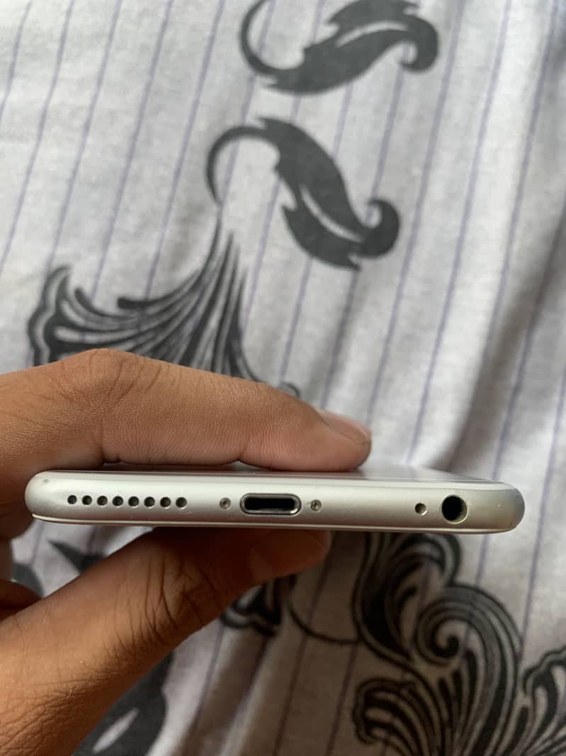 Apple iPhone 6 Plus 6