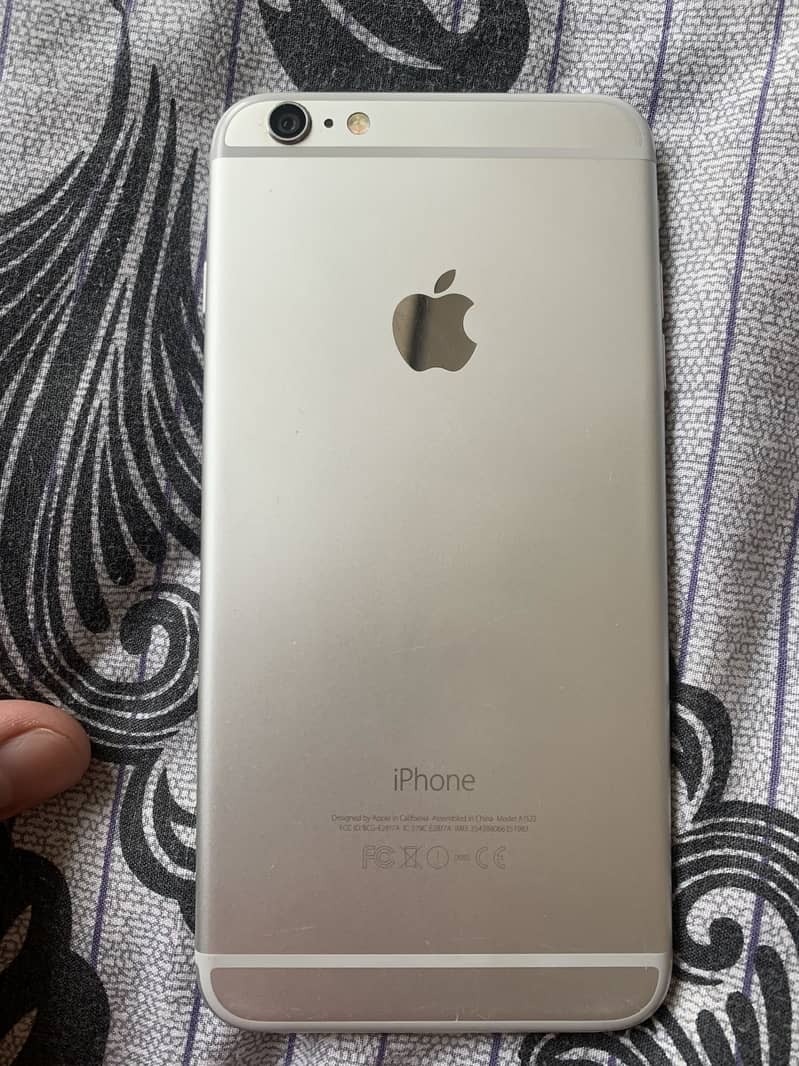 Apple iPhone 6 Plus 7