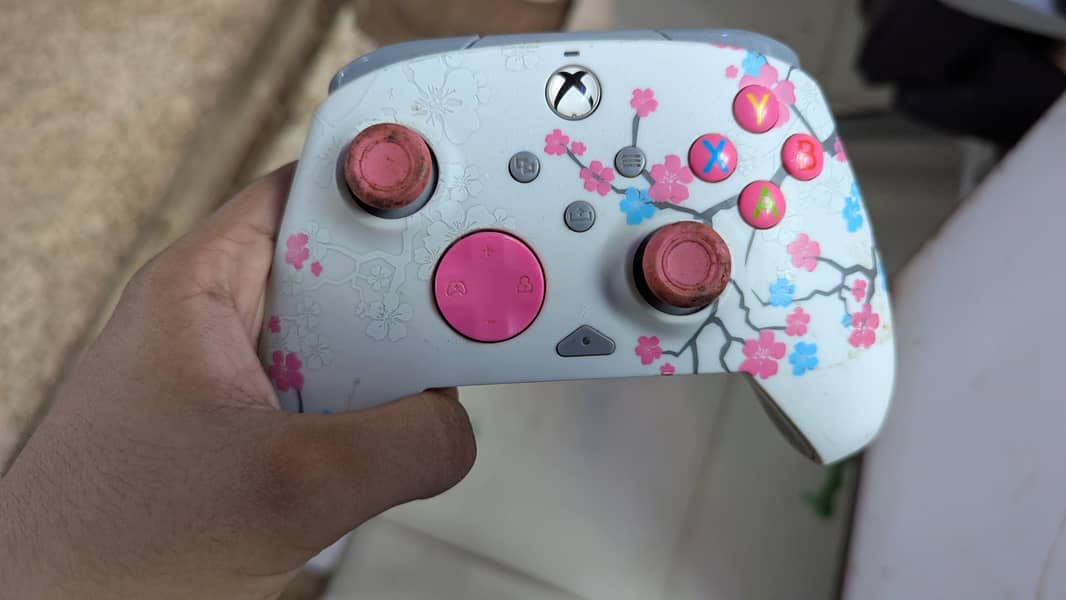 PowerA wired pro controller for Xbox 4