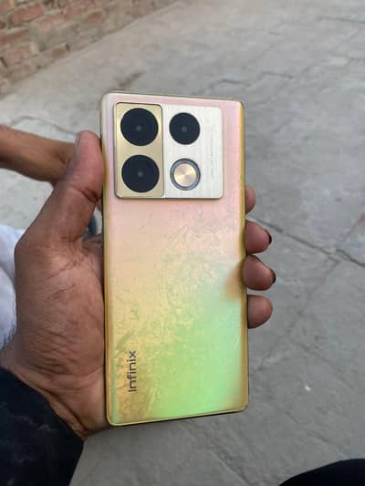 Infinix Note 40 Pro