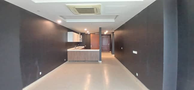 Luxury Two Bed Apartment un Furnished with Maid room Available For Rent (Air bnb allow) in DHA Phase 4 Lahore!