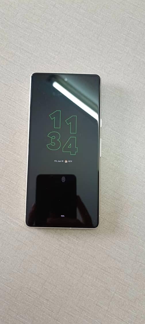 Google Pixel 7 3