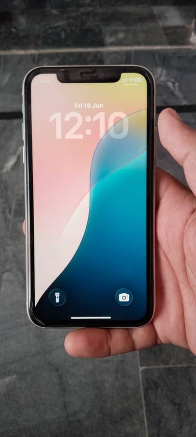 Apple iPhone 11