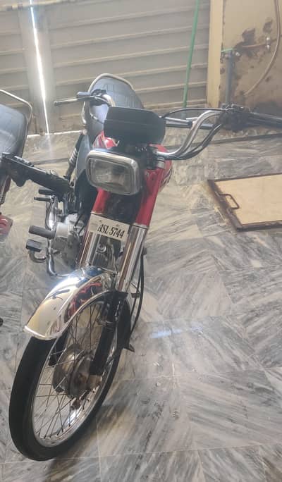 jis bhi ny lina h wo rbata kry bike bilkul ok h