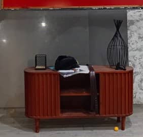 (Sideboard) fluted wood console table