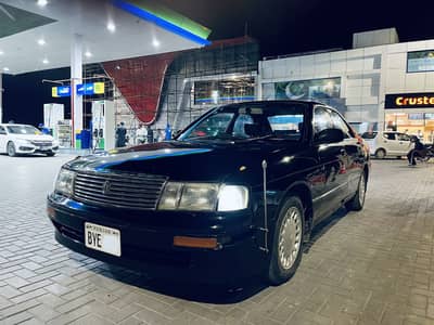 TOYOTA CROWN SUPER SALOON 1992